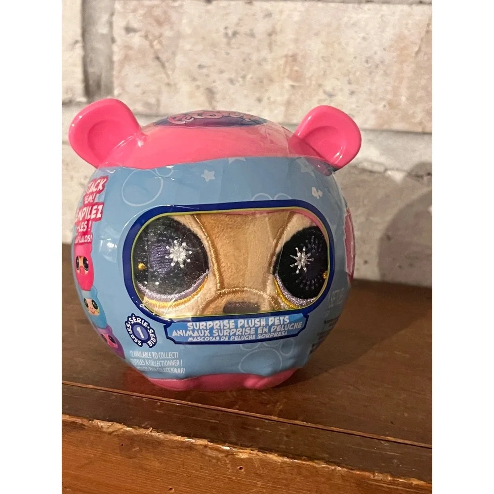 Littlest‎ Pet Shop LPS Surprise Plush Pets Series 1 Blind Capsule